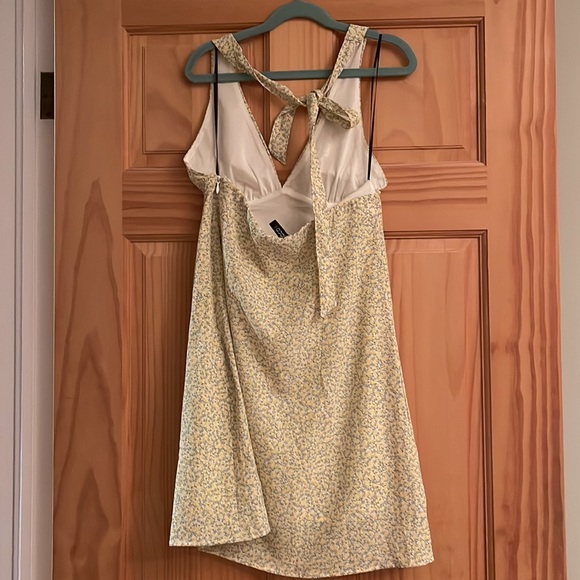 Summer dress - Picture 3 of 4